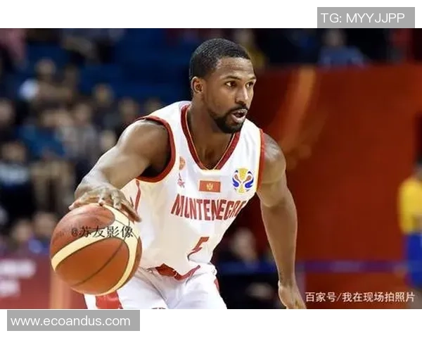 南京篮球队在世界杯中的战术表现分析与点评探讨