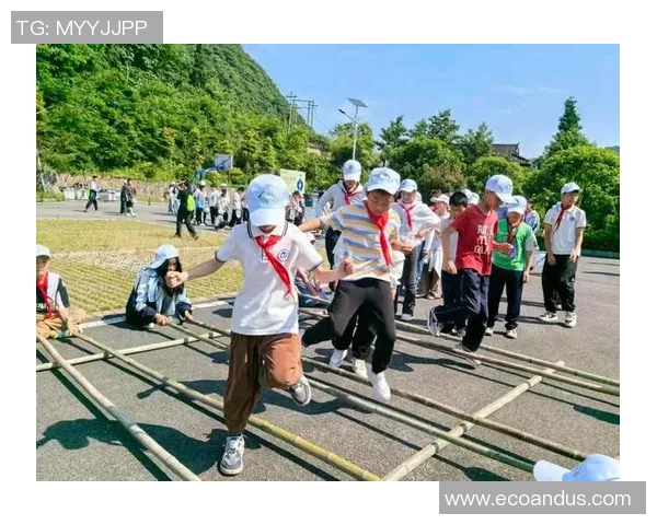 足球明星马超携家人共度欢乐时光展现温馨家庭生活的点滴瞬间 足球明星马超携家人共度欢乐时光展现温馨家庭生活的点滴瞬间