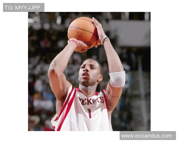 足球明星的魅力对比:黑人与白人球员的精彩瞬间与风采展示 足球明星的魅力对比:黑人与白人球员的精彩瞬间与风采展示